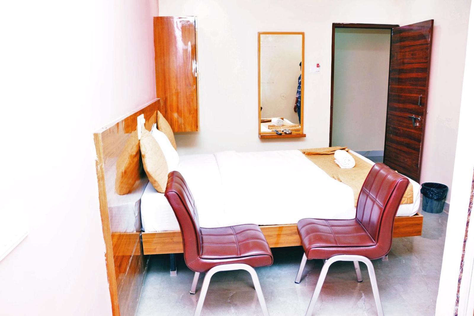 Udupi Deluxe Lodge Gulbarga Kalaburagi Eksteriør bilde