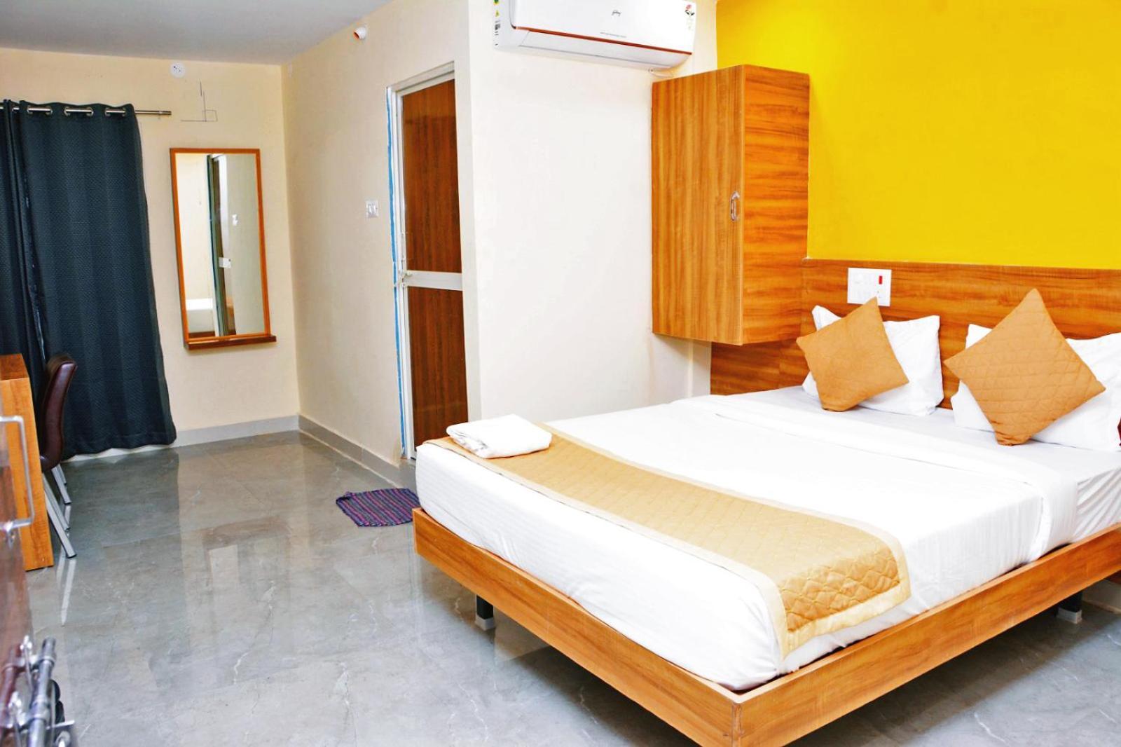 Udupi Deluxe Lodge Gulbarga Kalaburagi Eksteriør bilde