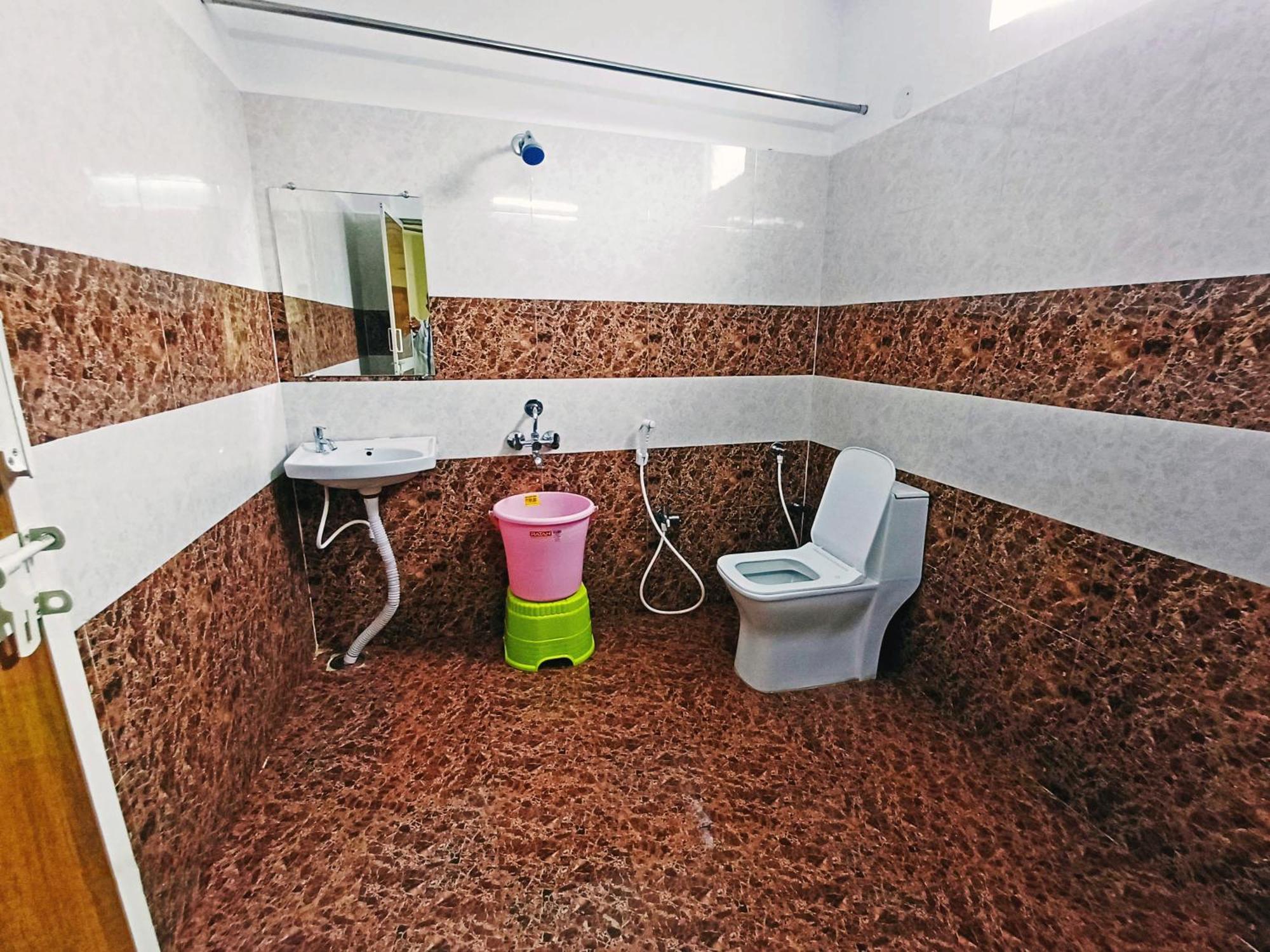 Udupi Deluxe Lodge Gulbarga Kalaburagi Eksteriør bilde